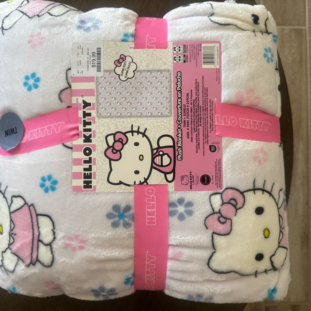 Sanrio Hello Kitty Plush Blanket